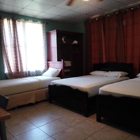 Hostel Guayacan Puerto Armuelles Extérieur photo